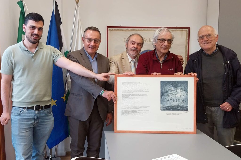 Un’opera d’arte sulla Carta della Pace di Camaldoli in dono alle Acli
